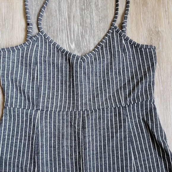 Stripe Jumpsuit - Picture 5 of 9